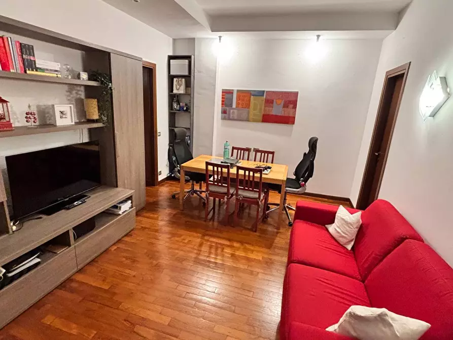 Immagine 2 di Appartamento in affitto  in Via Mac Mahon 9 a Milano