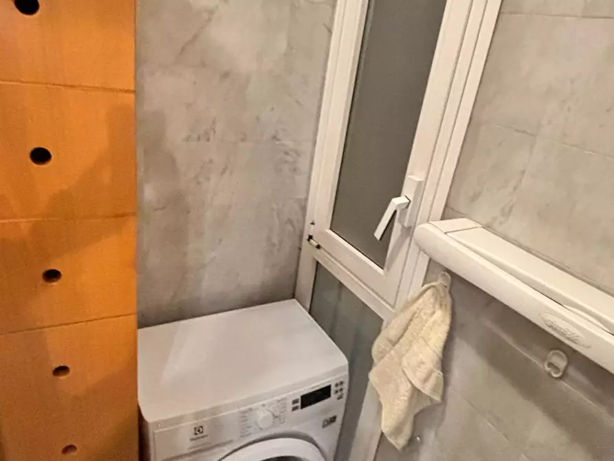 Immagine 9 di Appartamento in affitto  in Via Mac Mahon 9 a Milano