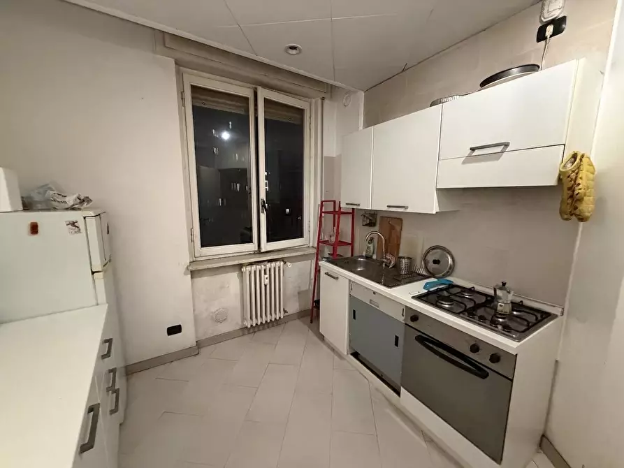 Immagine 4 di Appartamento in affitto  in via Piero della Francesca 51 a Milano