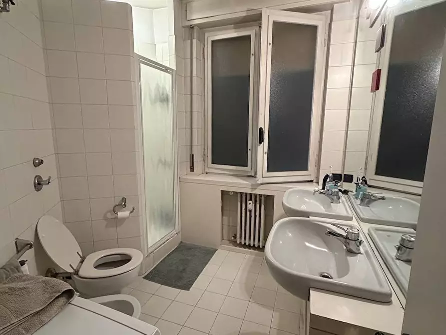 Immagine 7 di Appartamento in affitto  in via Piero della Francesca 51 a Milano
