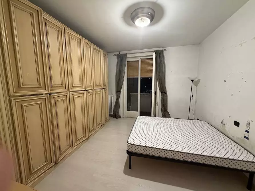 Immagine 8 di Appartamento in affitto  in via Piero della Francesca 51 a Milano