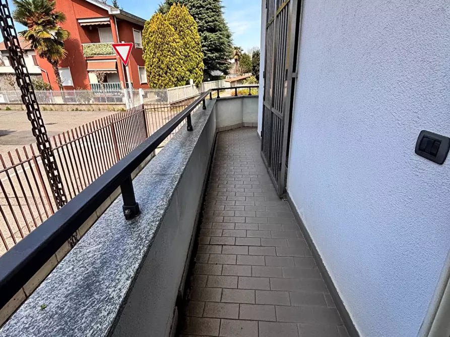 Immagine 3 di Villa in vendita  in via Marziale a Rho