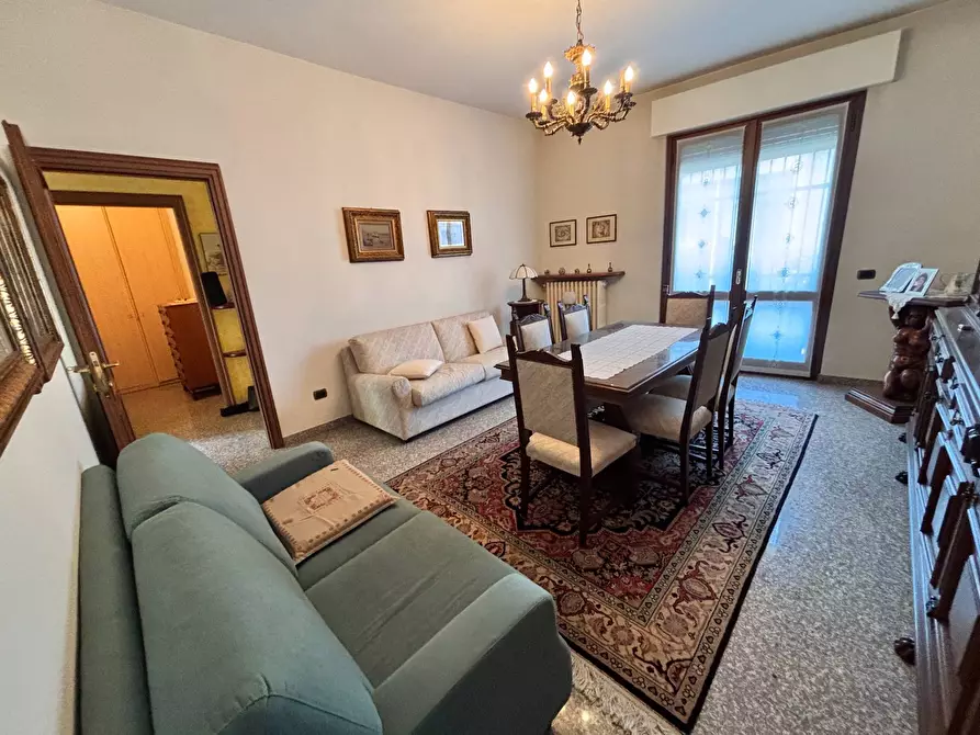 Immagine 4 di Villa in vendita  in via Marziale a Rho