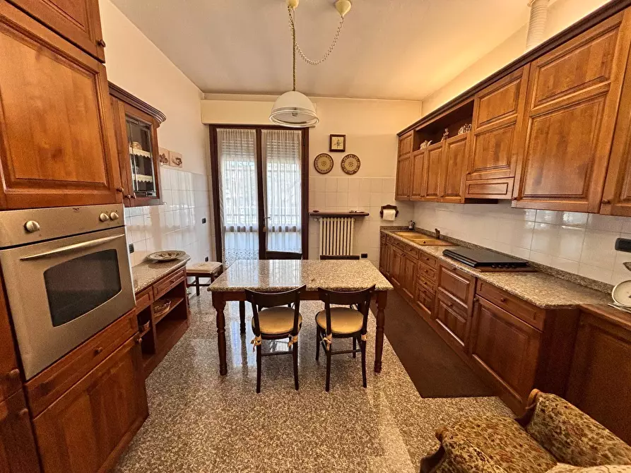 Immagine 8 di Villa in vendita  in via Marziale a Rho