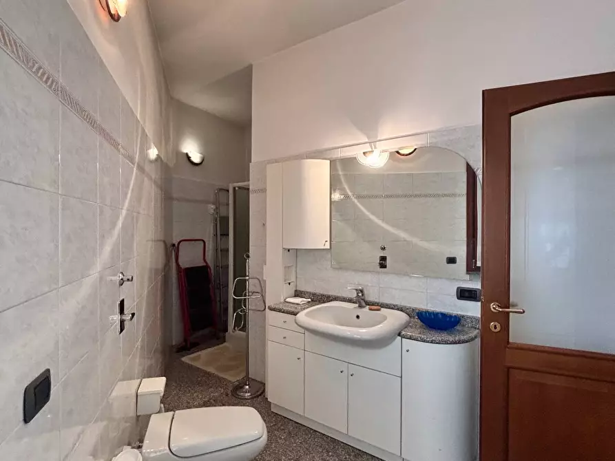 Immagine 10 di Villa in vendita  in via Marziale a Rho