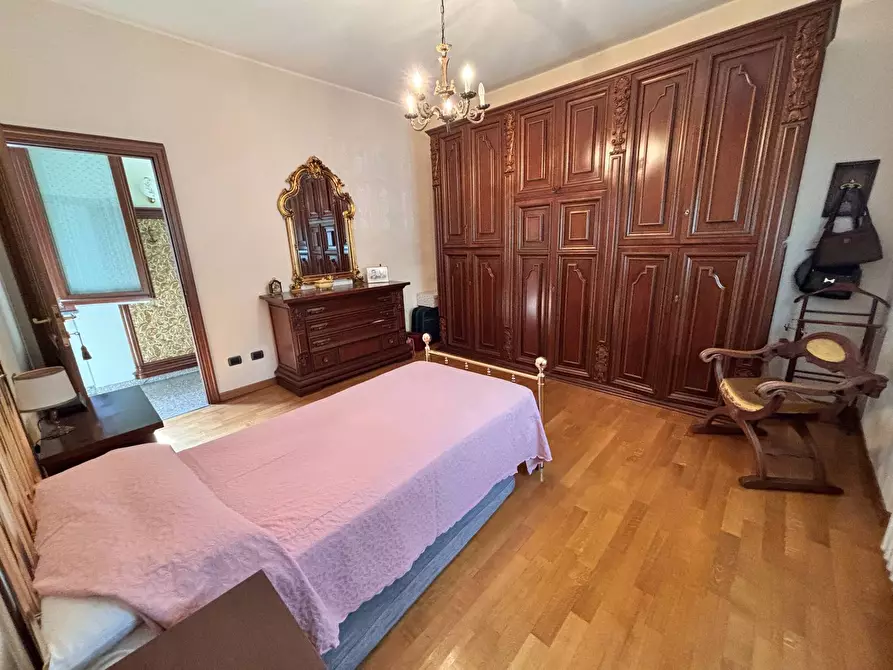 Immagine 15 di Villa in vendita  in via Marziale a Rho