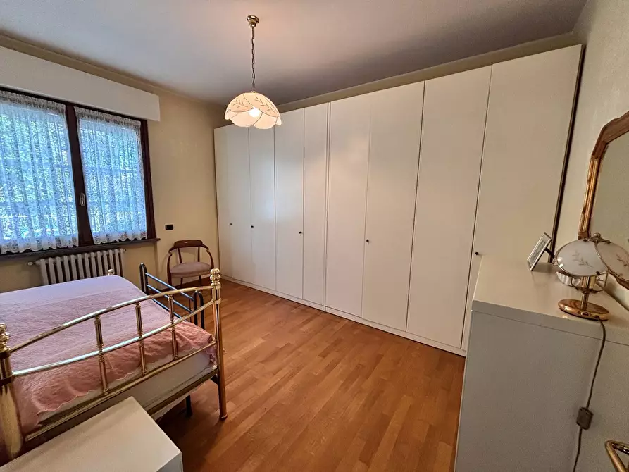 Immagine 46 di Villa in vendita  in via Marziale a Rho