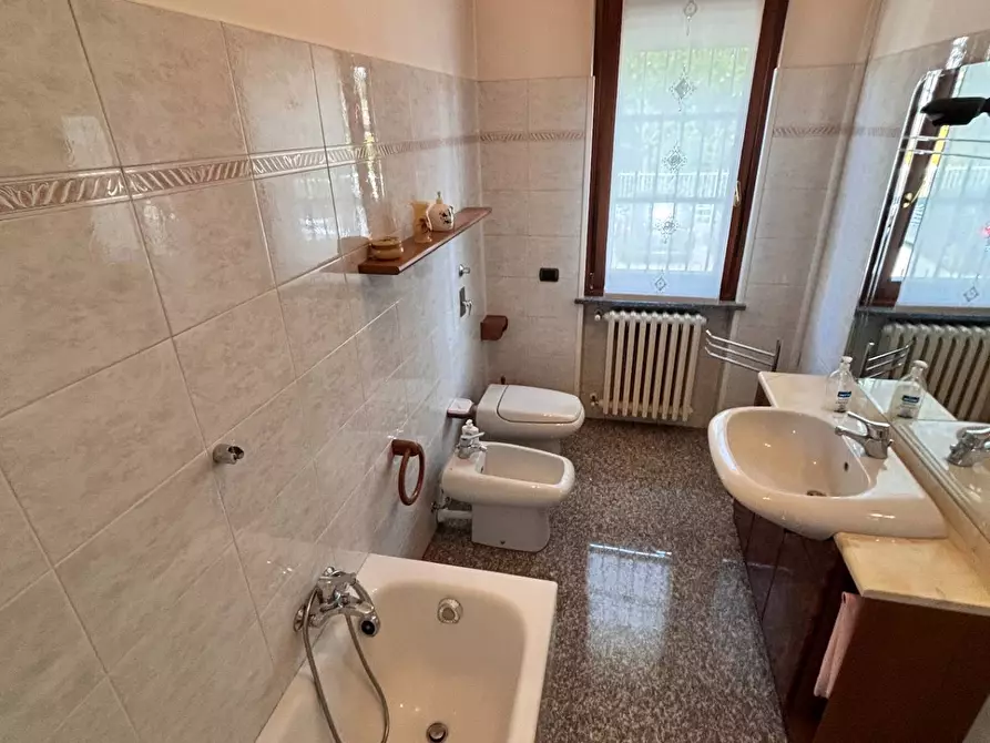 Immagine 49 di Villa in vendita  in via Marziale a Rho