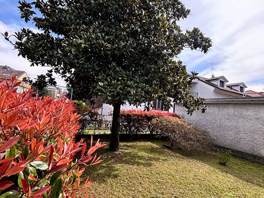 Immagine 57 di Villa in vendita  in via Marziale a Rho