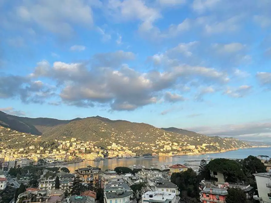 Immagine 1 di Appartamento in affitto  in via Aurelia Ponente 22 a Rapallo