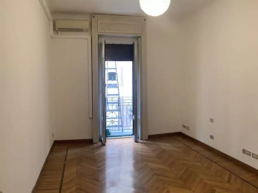 Immagine 16 di Appartamento in vendita  in piazzza Firenze 2 a Milano