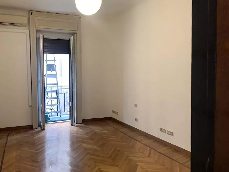 Immagine 29 di Appartamento in vendita  in piazzza Firenze 2 a Milano