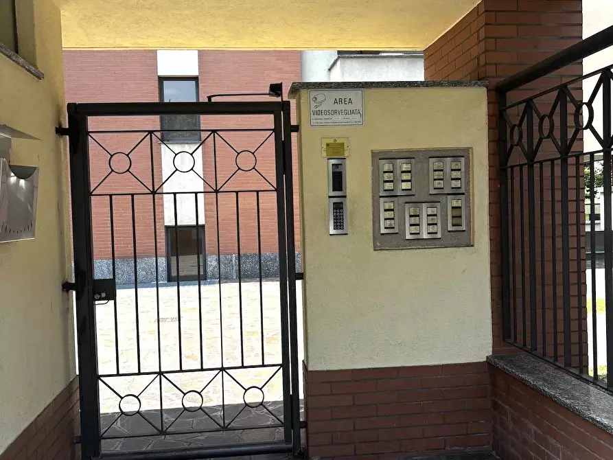 Immagine 17 di Appartamento in vendita  in via Varesina a Milano