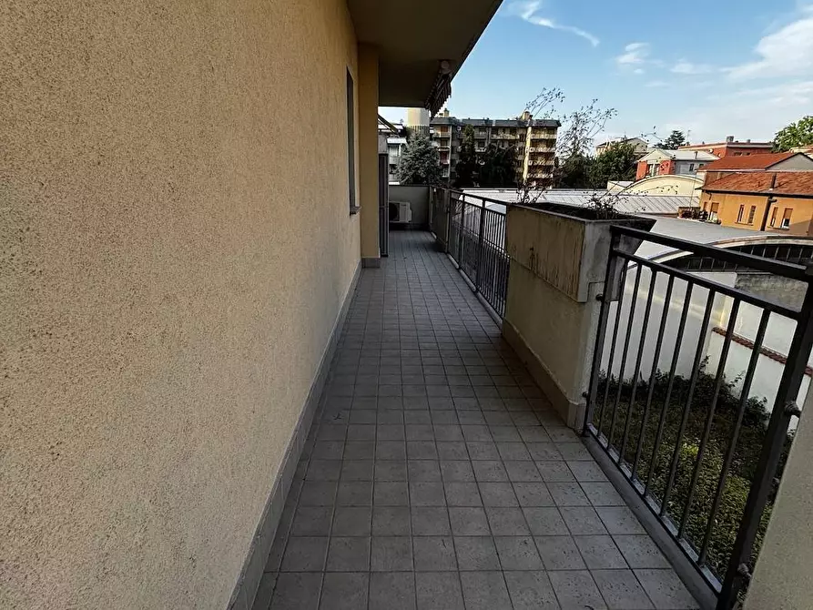 Immagine 7 di Appartamento in affitto  in via Calini a Legnano