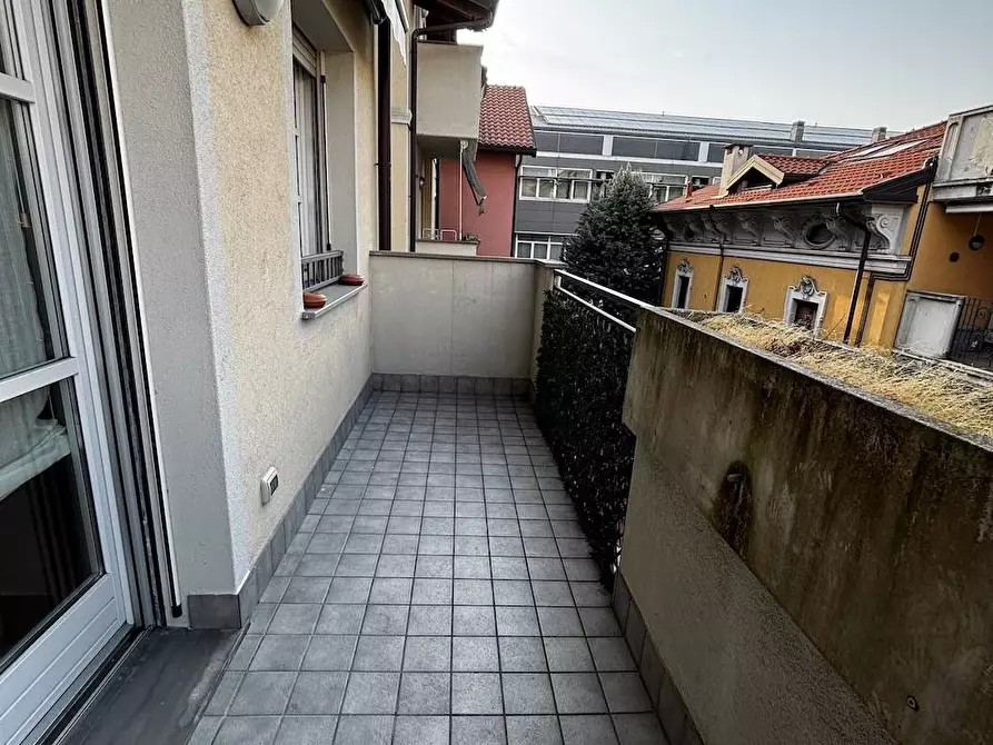 Immagine 8 di Appartamento in affitto  in via Calini a Legnano