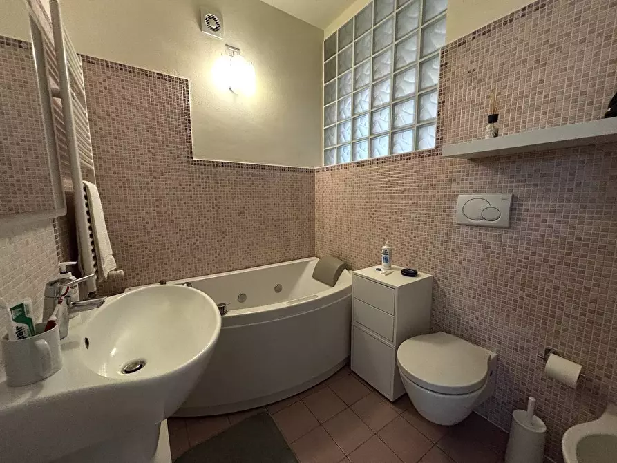 Immagine 11 di Appartamento in affitto  in via Calini a Legnano