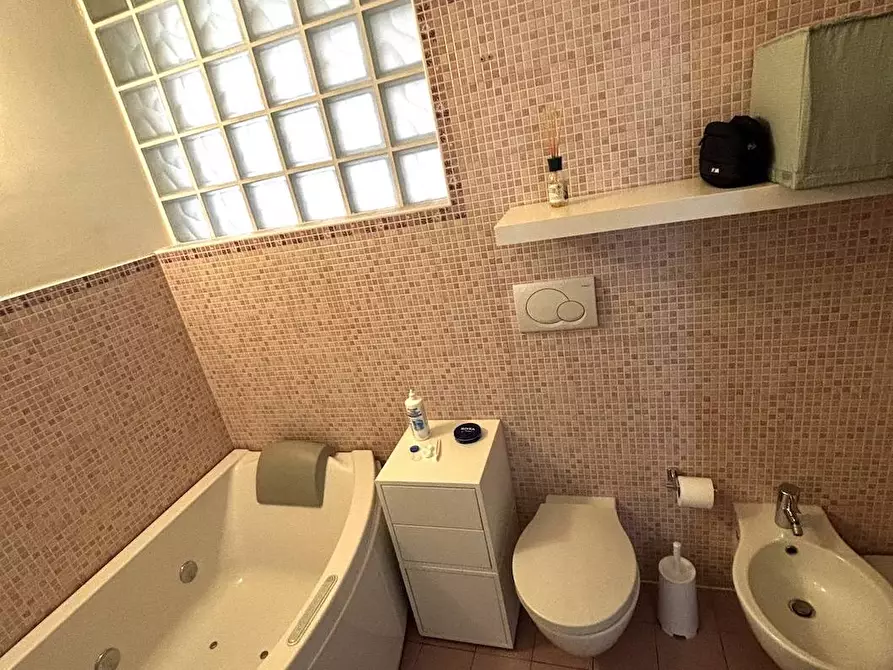 Immagine 12 di Appartamento in affitto  in via Calini a Legnano