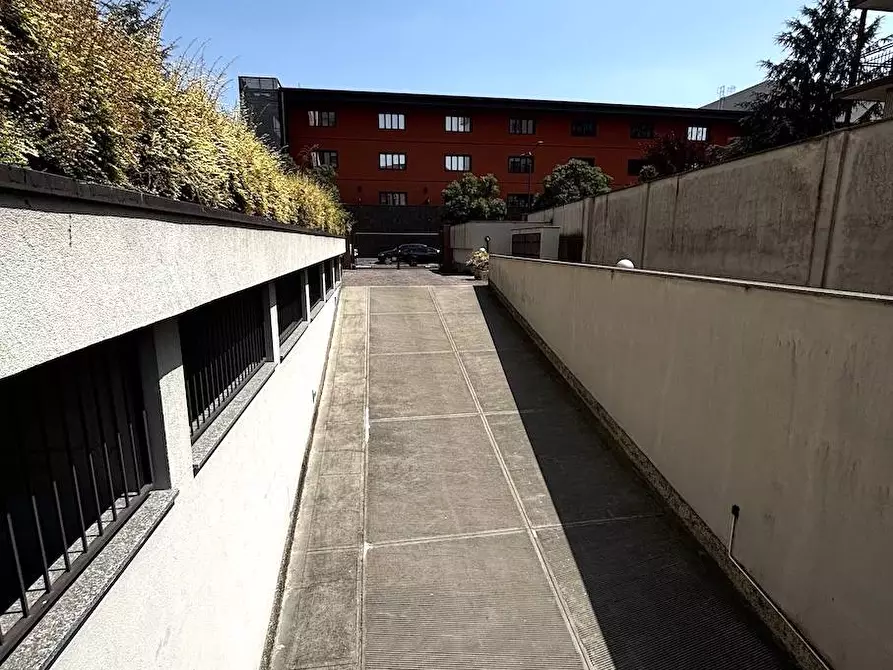 Immagine 18 di Appartamento in affitto  in via Varesina a Milano