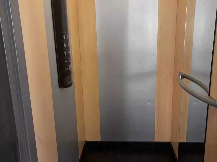 Immagine 22 di Appartamento in affitto  in via Varesina a Milano