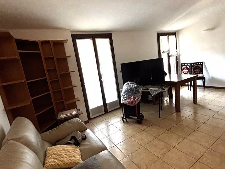 Immagine 25 di Appartamento in affitto  in via Varesina a Milano