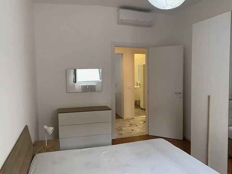 Immagine 24 di Appartamento in affitto  in via Aosta a Milano