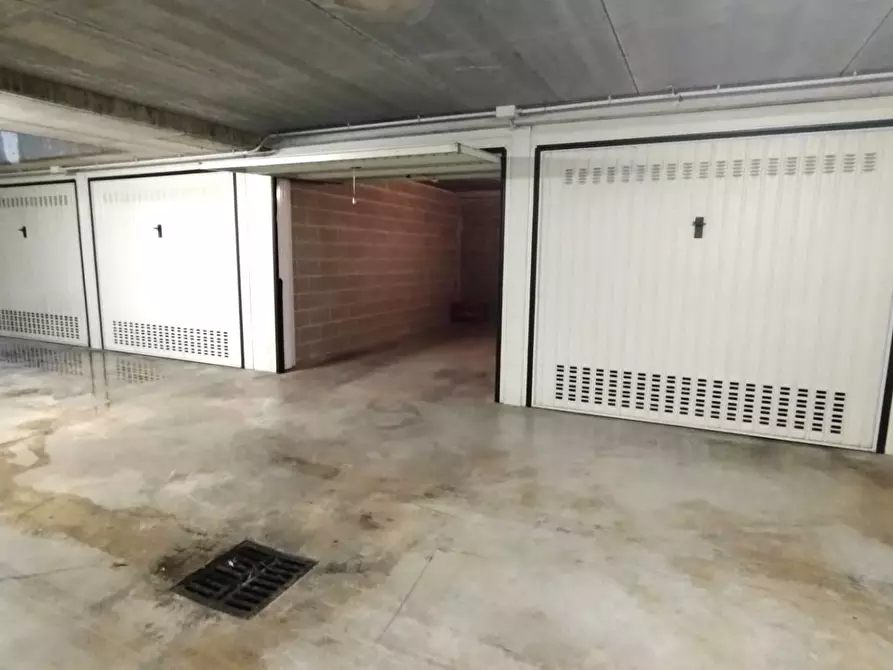 Immagine 25 di Appartamento in affitto  in via Parravicini a Milano