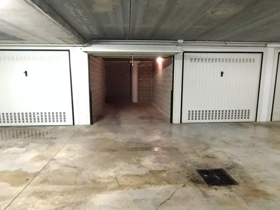 Immagine 26 di Appartamento in affitto  in via Parravicini a Milano