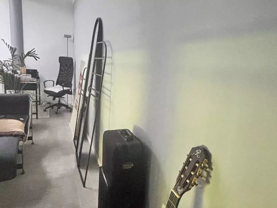 Immagine 49 di Appartamento in affitto  in via Parravicini a Milano