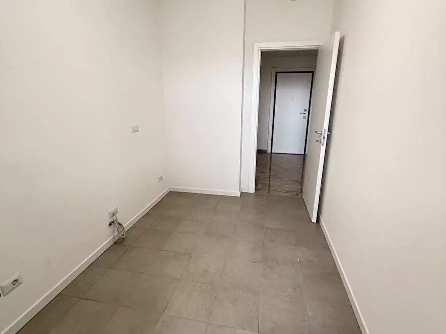 Immagine 9 di Appartamento in affitto  in via Emilio Cecchi 1 a Milano