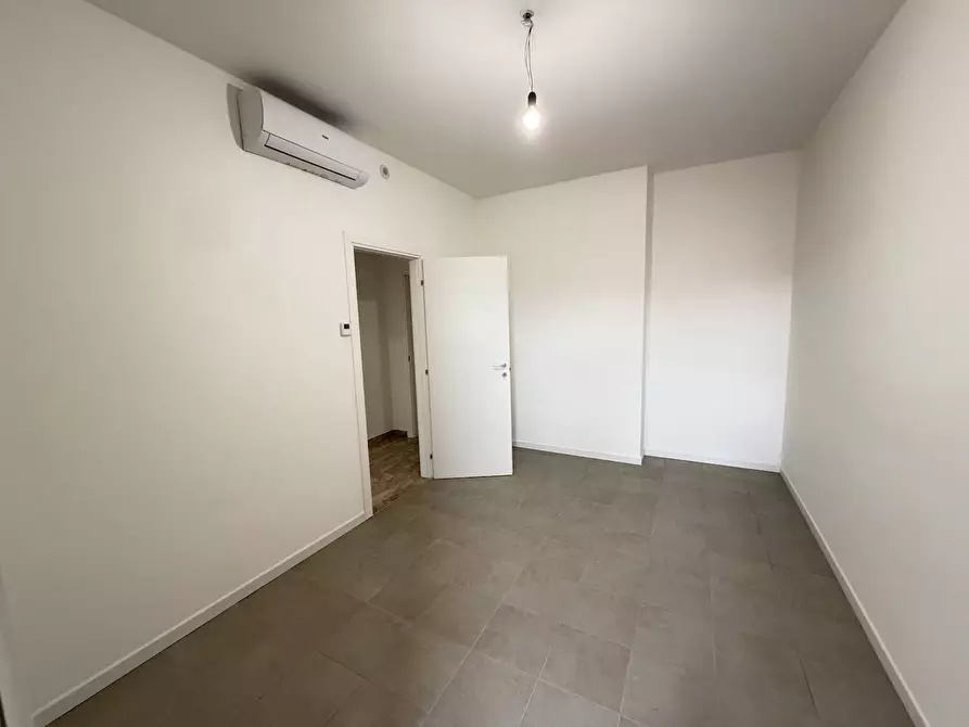 Immagine 13 di Appartamento in affitto  in via Emilio Cecchi 1 a Milano