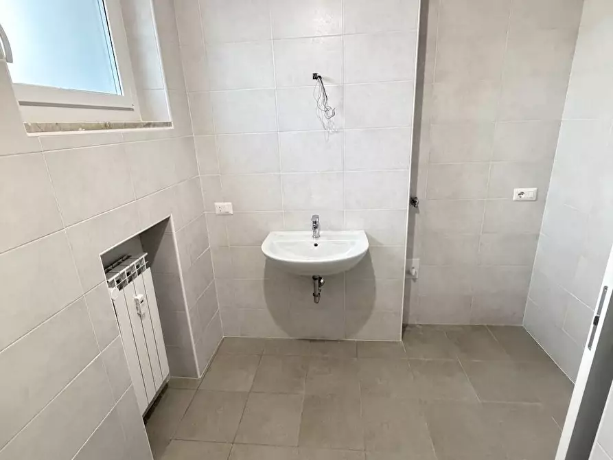 Immagine 17 di Appartamento in affitto  in via Emilio Cecchi 1 a Milano