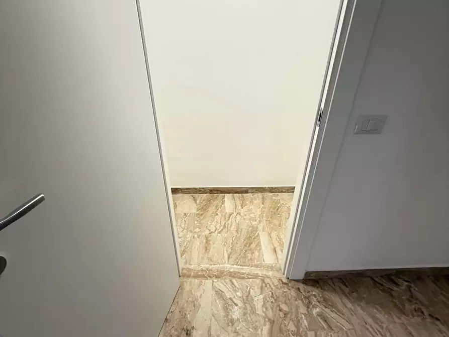 Immagine 20 di Appartamento in affitto  in via Emilio Cecchi 1 a Milano