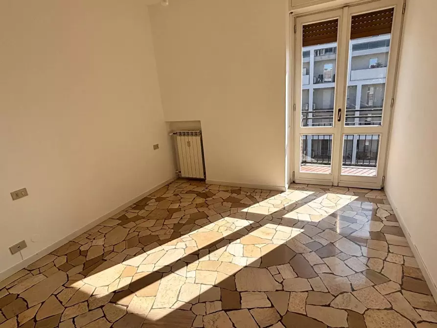 Immagine 8 di Appartamento in affitto  in via Govone a Milano