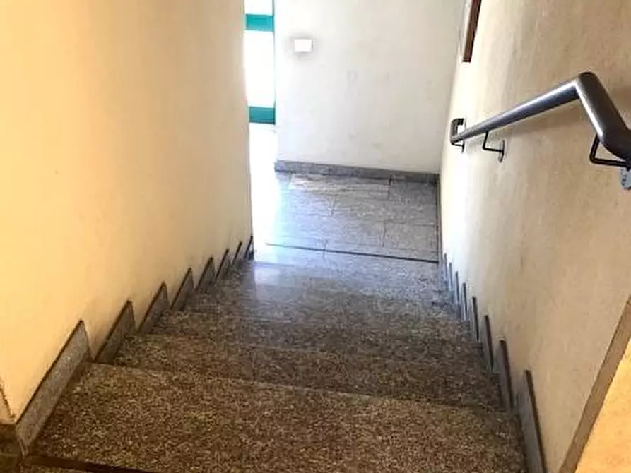 Immagine 22 di Appartamento in vendita  in via Volta 49 a Rho