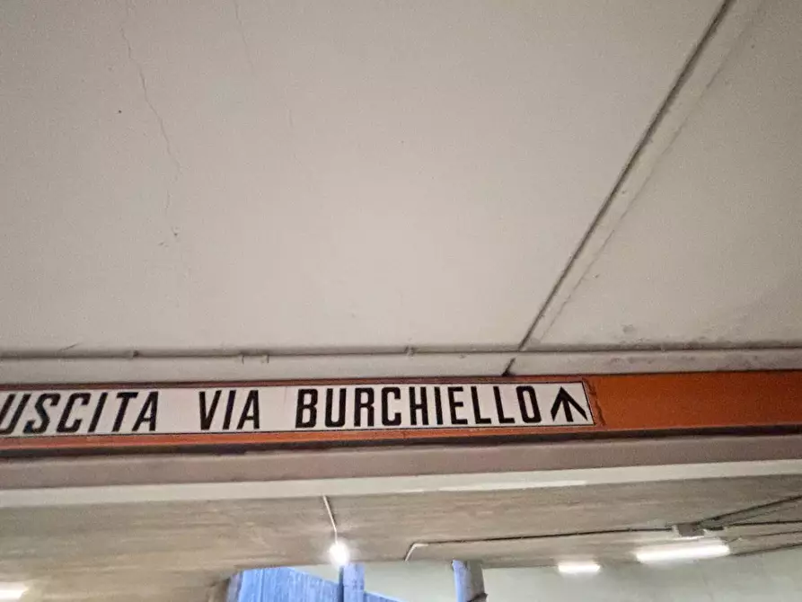 Immagine 6 di Box auto in affitto  in Via Del Burchiello a Milano