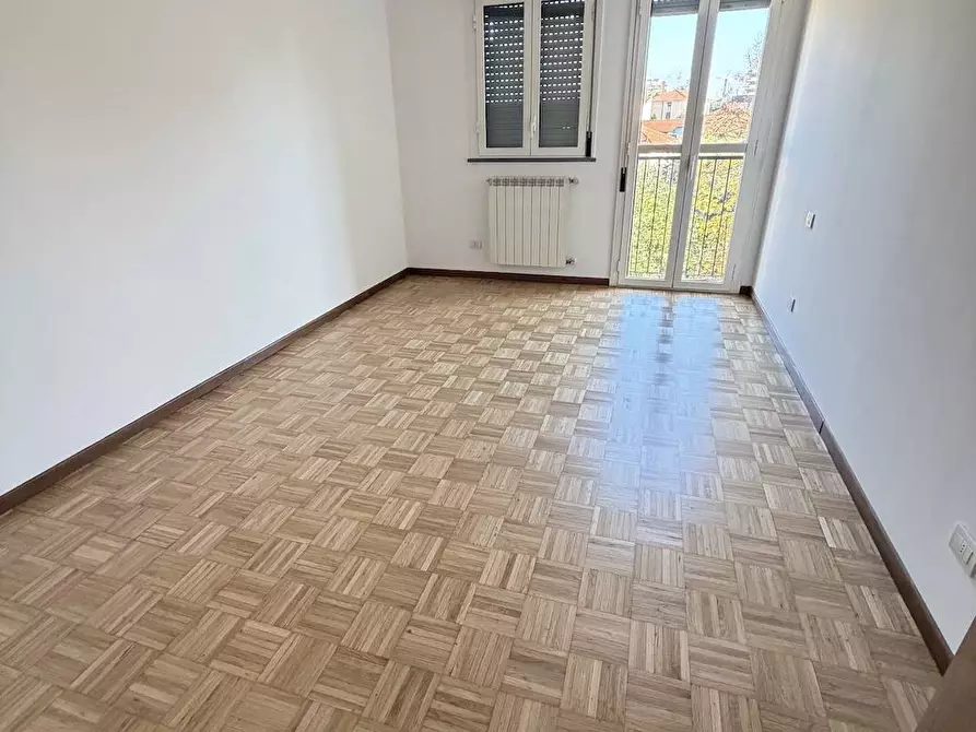 Immagine 10 di Appartamento in vendita  in via Volta 49 a Rho