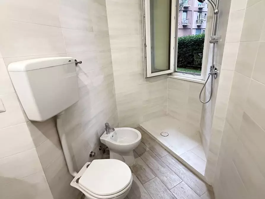 Immagine 9 di Appartamento in affitto  in Via Hermada a Milano