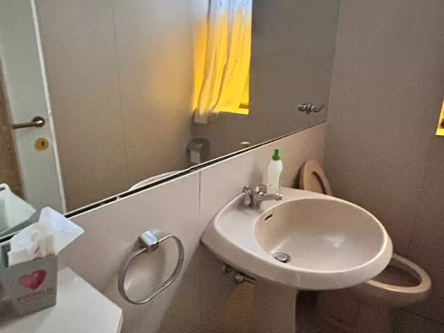 Immagine 11 di Ufficio in affitto  in via San Siro 40 a Cornaredo