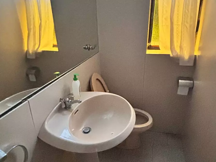 Immagine 12 di Ufficio in affitto  in via San Siro 40 a Cornaredo