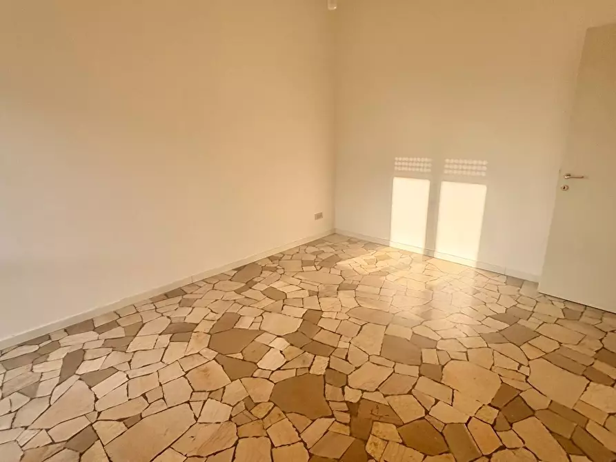 Immagine 7 di Appartamento in affitto  in via Govone a Milano