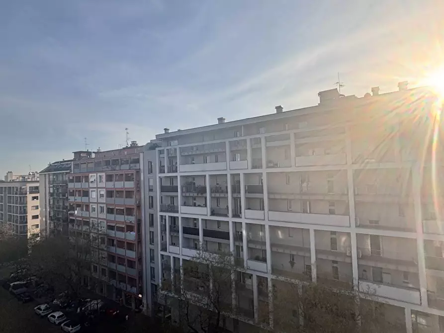 Immagine 5 di Appartamento in affitto  in via Govone a Milano