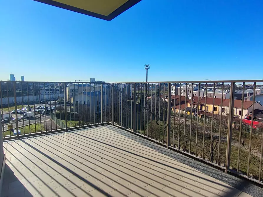 Immagine 7 di Appartamento in vendita  in via Castellammare 14 a Milano