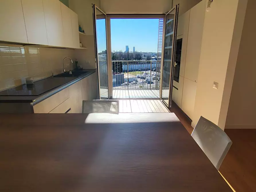 Immagine 15 di Appartamento in vendita  in via Castellammare 14 a Milano