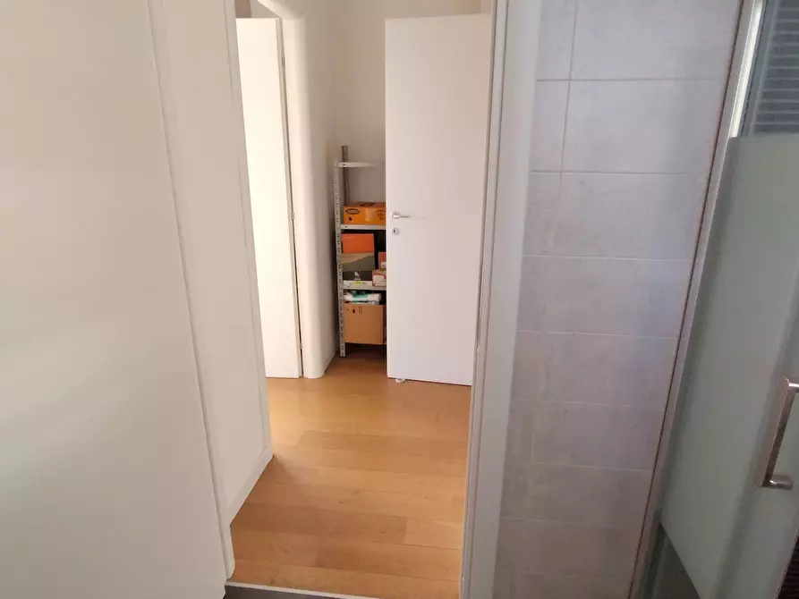 Immagine 25 di Appartamento in vendita  in via Castellammare 14 a Milano