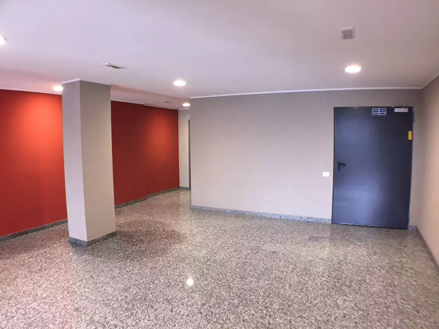 Immagine 36 di Appartamento in vendita  in via Castellammare 14 a Milano