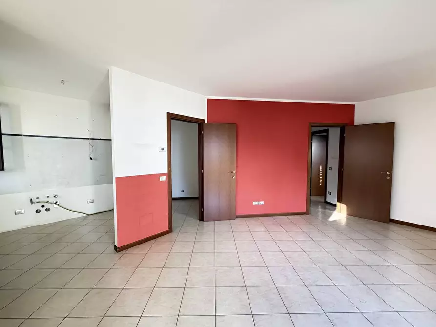 Immagine 4 di Appartamento in vendita  in Via Caianello a Milano