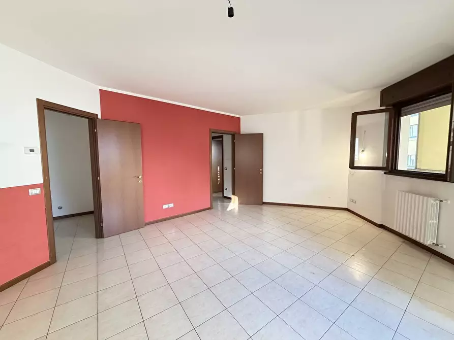 Immagine 9 di Appartamento in vendita  in Via Caianello a Milano