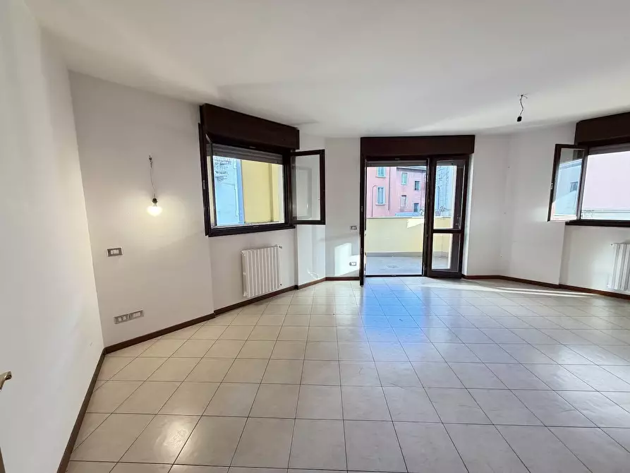 Immagine 16 di Appartamento in vendita  in Via Caianello a Milano