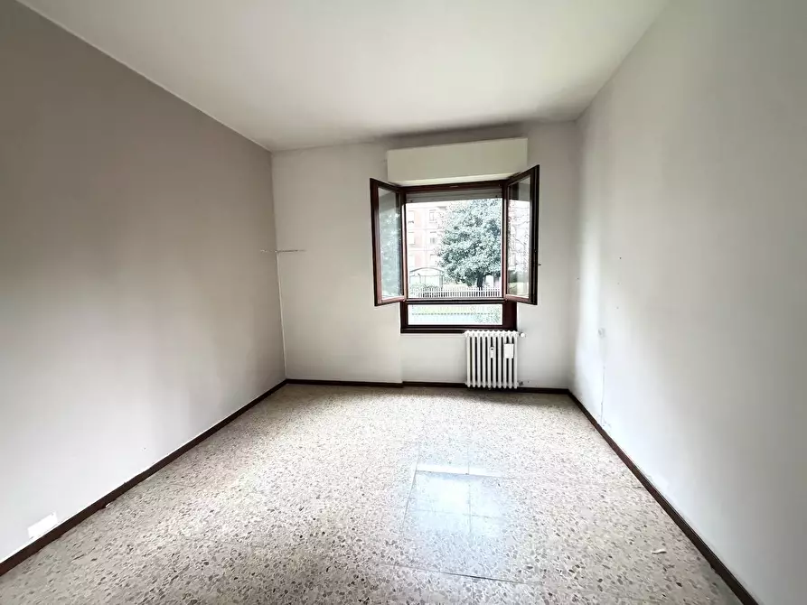 Immagine 12 di Appartamento in vendita  in Via Sapri 39 a Milano