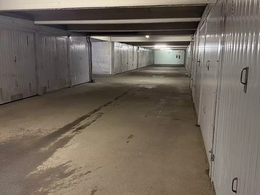 Immagine 25 di Appartamento in vendita  in Via Sapri 39 a Milano